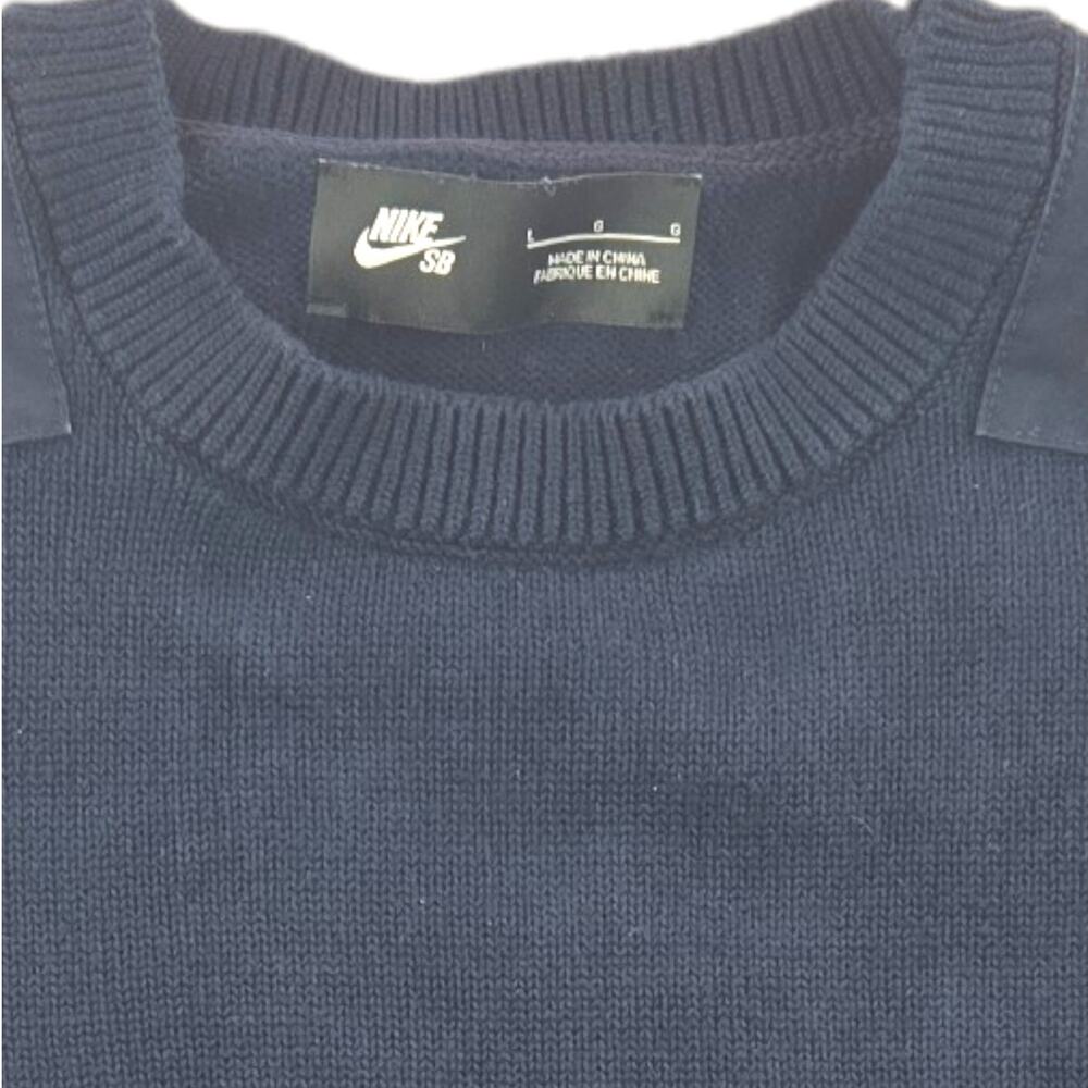 Nike SB| XLM Rose Embroidered Sweater | Size Large - Picture 9 of 10